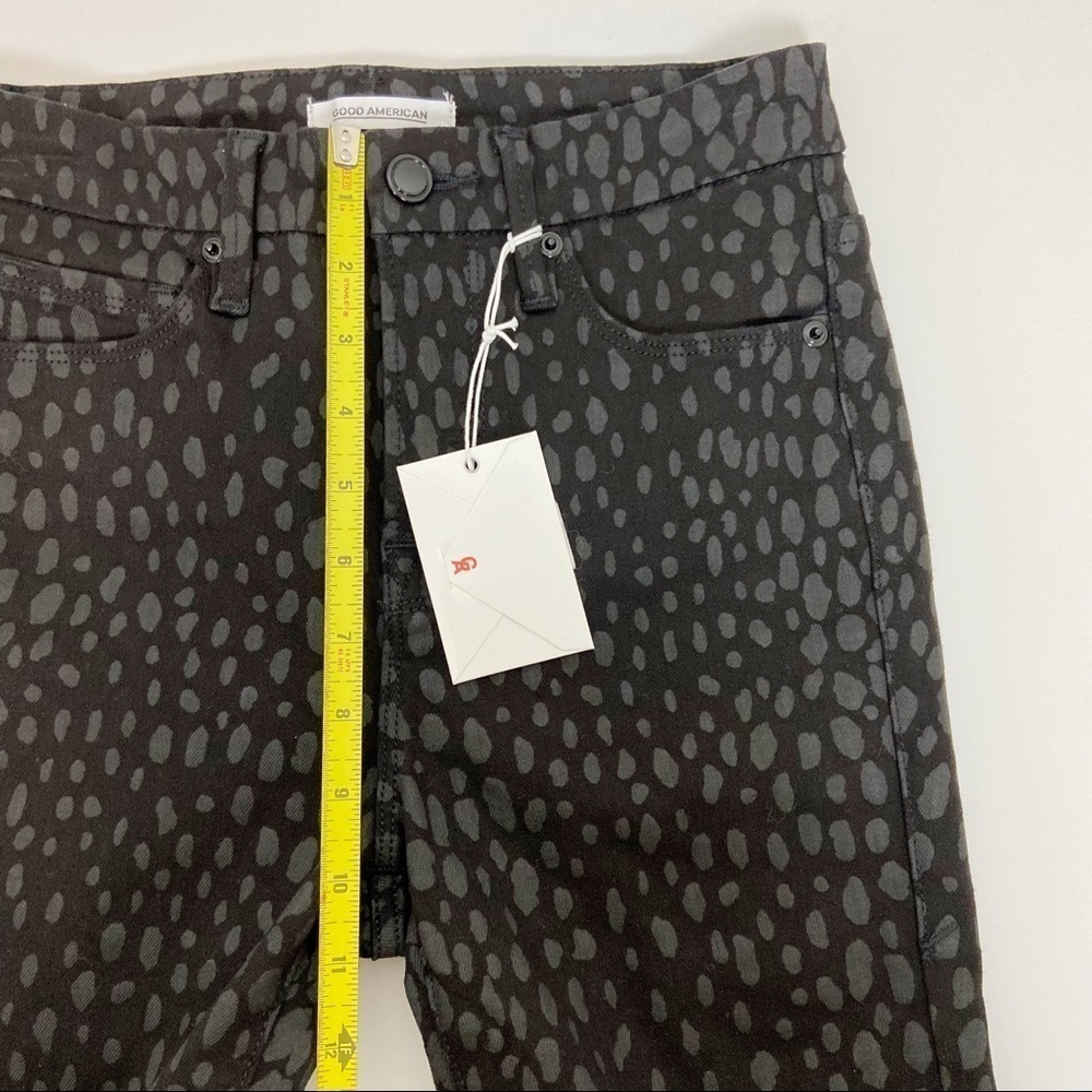 Good American Good Legs Crop Foil001 Leopard Size 25 - Picture 10 of 12